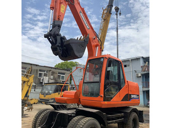 Excavator pe şenile DOOSAN DH60-7