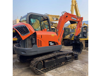 Excavator pe şenile DOOSAN DX225