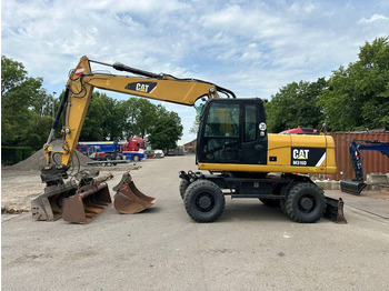 Excavator pe roţi CATERPILLAR M316D