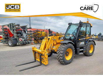 Stivuitor telescopic JCB