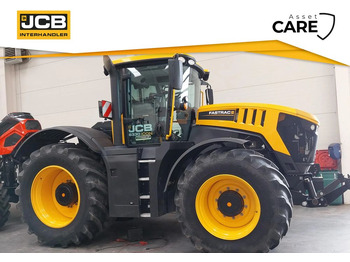 Tractor agricol JCB