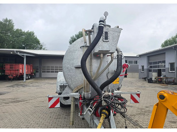 Remorcă agricolă Inny Peecon 11500: Foto 5 Remorcă agricolă Inny Peecon 11500: Foto 5