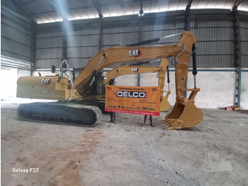 Excavator pe şenile CATERPILLAR 320D3