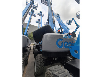 Autopropulsată platformă GENIE