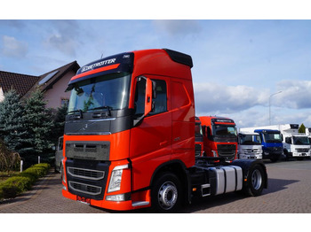 Cap tractor VOLVO FH