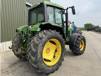 Tractor agricol John Deere 6800: Foto 4