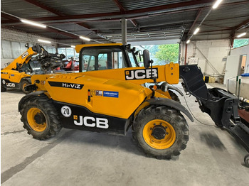 Încărcător pe roți telescopic JCB