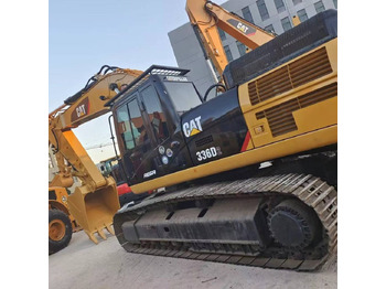 Excavator pe şenile CATERPILLAR 336D2