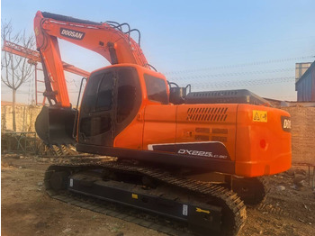 Excavator pe şenile DOOSAN DX225LC-9C