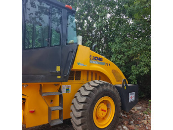 Compactor XCMG XS223J