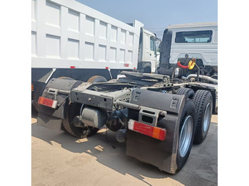 Cap tractor nou HOWO 6x4: Foto 5 Cap tractor nou HOWO 6x4: Foto 5