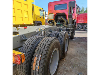 Cap tractor Howo Brandnew unused 371 6X4: Foto 3 Cap tractor Howo Brandnew unused 371 6X4: Foto 3