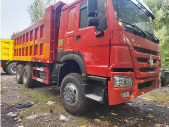 Camion basculantă SINOTRUK HOWO