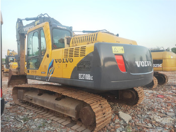 Excavator pe şenile Volvo EC210BLC: Foto 2