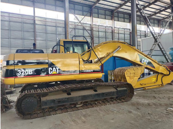 Excavator pe şenile CATERPILLAR 320BL