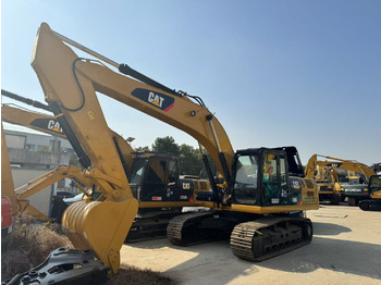 Excavator pe şenile CATERPILLAR 330D