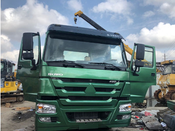 Cap tractor HOWO 420: Foto 2