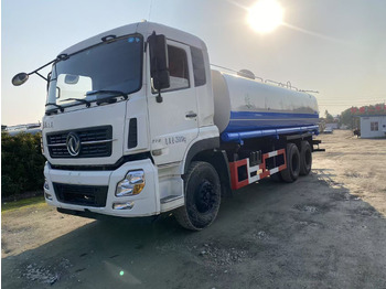 Camion cisternă DONGFENG
