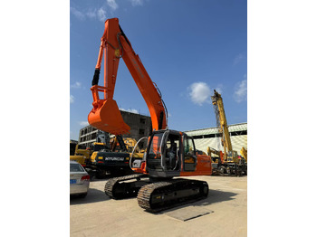 Excavator pe şenile HITACHI ZX200: Foto 2