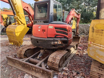 Mini excavator KUBOTA KX155-5: Foto 3