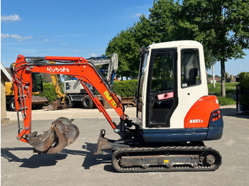 Mini excavator Kubota KX61-3: Foto 2