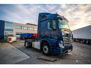Cap tractor Mercedes ACTROS 1846 LS + HYDR.: Foto 2 Cap tractor Mercedes ACTROS 1846 LS + HYDR.: Foto 2