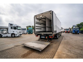 Camion frigider Mercedes ANTOS 1833 +CARRIER SUPRA MULTI 1250Mt+DHOLLANDIA 2.5T: Foto 5