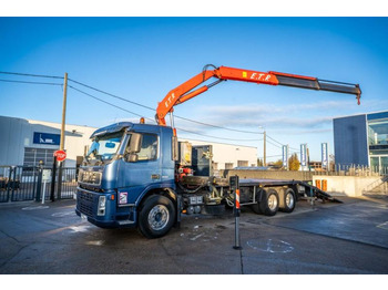 Maşină de tractare VOLVO FM 300