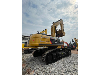 Excavator pe şenile CATERPILLAR