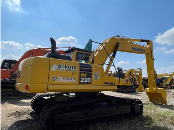 Excavator pe şenile KOMATSU PC220