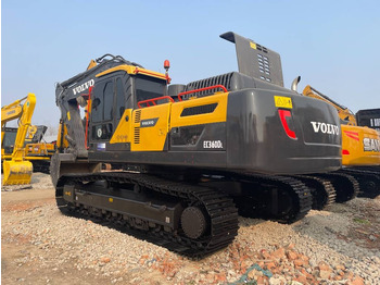 Excavator pe şenile VOLVO EC360