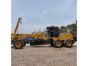 Autogreder XCMG GR2153