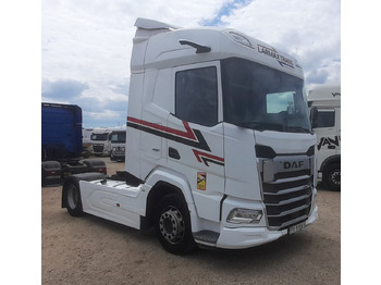 Cap tractor DAF XG 480