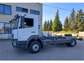 Camion şasiu MERCEDES-BENZ Atego 1624