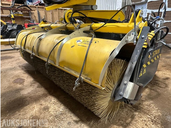 Ataşament pentru Utilaje constructii 2024 Stark Spinner dreibar Feiemaskin med oppsamler for hjullaster - Vannsystem og spyle utstyr: Foto 5 Ataşament pentru Utilaje constructii 2024 Stark Spinner dreibar Feiemaskin med oppsamler for hjullaster - Vannsystem og spyle utstyr: Foto 5
