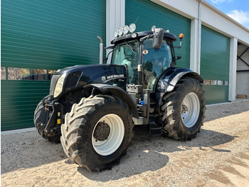 Tractor agricol NEW HOLLAND T7