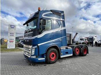 Cap tractor VOLVO FH 500