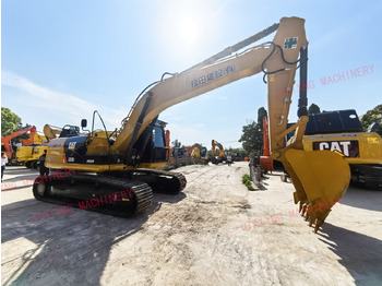 Excavator pe şenile