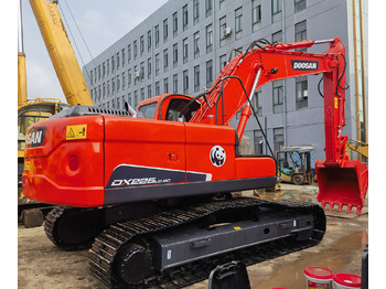 Excavator pe şenile DOOSAN DX225LC
