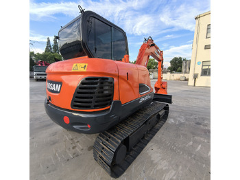 Excavator pe şenile Doosan Dx60  Crawler Excavator: Foto 3