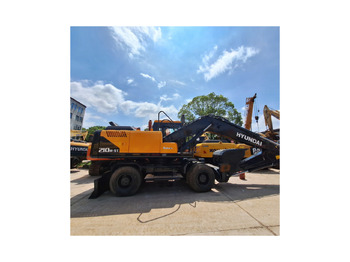 Excavator pe roţi Hyundai 210w-9T wheel excavator: Foto 2