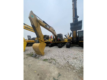 Excavator pe şenile CATERPILLAR 329D