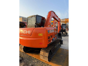 Excavator pe şenile HITACHI