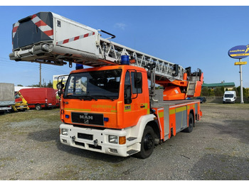 Autospeciala de stins incendii MAN 15.264