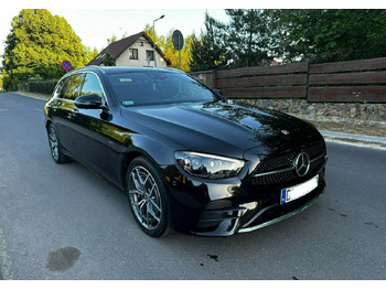 Automobil MERCEDES-BENZ