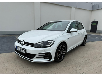 Berlină/ Sedan VOLKSWAGEN