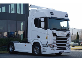 Cap tractor SCANIA R 450