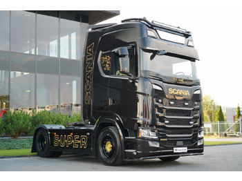 Cap tractor SCANIA S 500