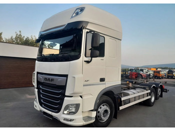 Camion şasiu DAF XF 106 450