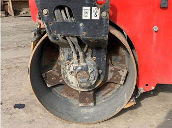 Cilindru compactor pentru asfalt JCB VMT 260: Foto 5 Cilindru compactor pentru asfalt JCB VMT 260: Foto 5